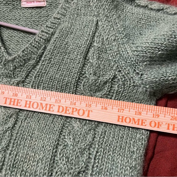 Vintage Hand Knit Green Fuzzy Sweater S - Picture 4 of 6